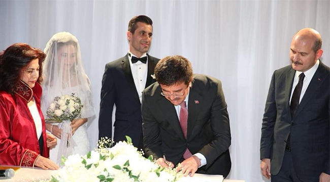 AYGÖREN’İN OĞLUNUN NİKAHINA KATILDILAR