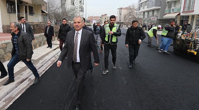 ZOLAN FATİH'TE VATANDAŞLARLA KUCAKLAŞTI
