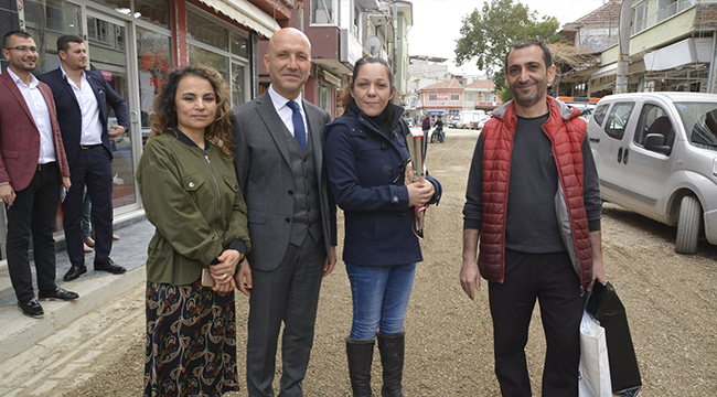 BAŞKAN ÖZBAŞ 800 KADINI SİNEMAYA GÖTÜRDÜ
