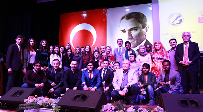 ŞİİR DOSTLARI ŞİİR GÜNÜNDE BULUŞTU