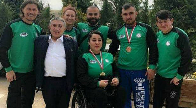 DENİZLİLİ HALTERCİLER ÖDÜLLE DÖNDÜ
