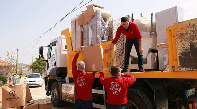 GENÇ ÇİFTE DÜĞÜN HEDİYESİ SEVGİ ELİ'NDEN GELDİ