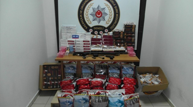 POLİS BİN 300 PAKET KAÇAK SİGARA YAKALADI