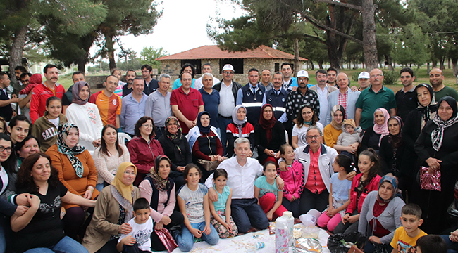 TAVAS’TA TÜM TÜRKİYE'YE ÖRNEK "1 MAYIS"