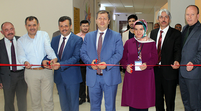 İMAM HATİP LİSESİNDE TÜBİTAK FUARI AÇILDI