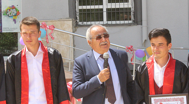 BAKLAN'DA MEZUNİYET SEVİNCİ