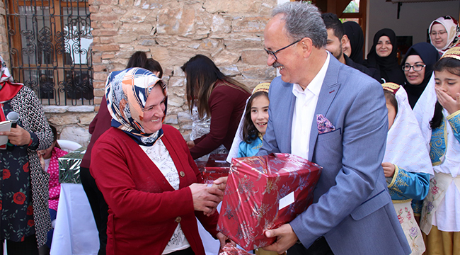TAVAS BELEDİYESİ’NDEN ANNELERE JEST