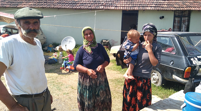 TUVALET VE BANYO İHTİYAÇLARINI CAMİDEN KARŞILIYORLAR
