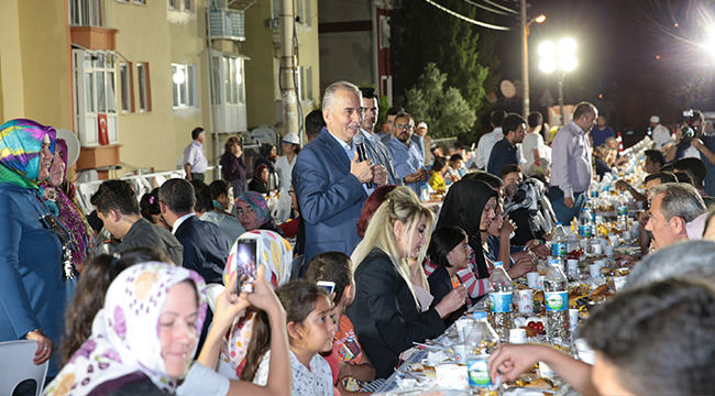 SAHUR PROGRAMINA ZEYBEKCİ’DE KATILDI
