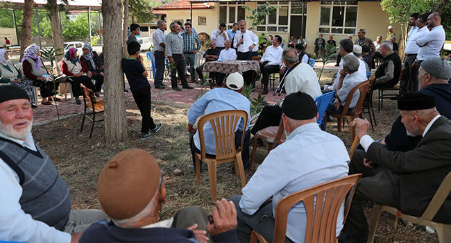 AK PARTİLİ TİN TAVASLILARLA BULUŞTU