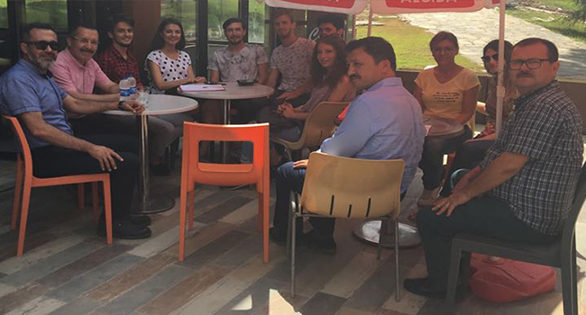 REKTÖR BAĞ ÖĞRENCİLERİNİ DİNLEDİ