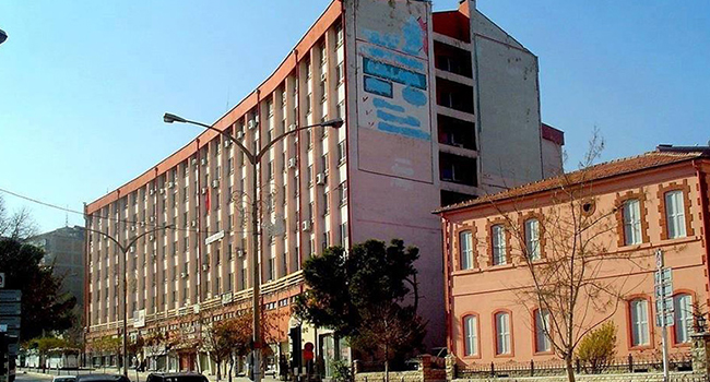 GAZİ VE ENVERPAŞA CADDESİ DARALIYOR