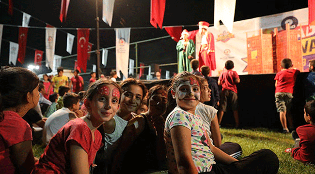 AK VADİ FESTİVALİ RENKLİ GÖRÜNTÜLERLE BAŞLADI