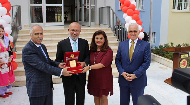 HAYIRSEVER İŞADAMININ YENiLEDİĞİ OKUL AÇILDI