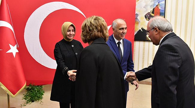 CUMHURİYET RESEPSİYONU COŞKU İÇİNDE YAPILDI