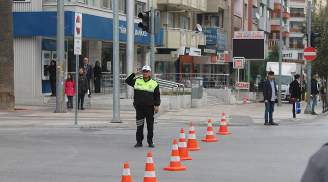 DENİZLİ ATA’SINI ANDI