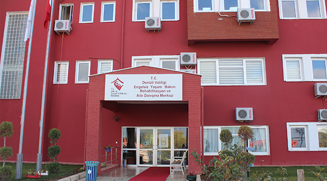 ENGELSİZ YAŞAM MERKEZİ’NDE DİŞ TARAMASI
