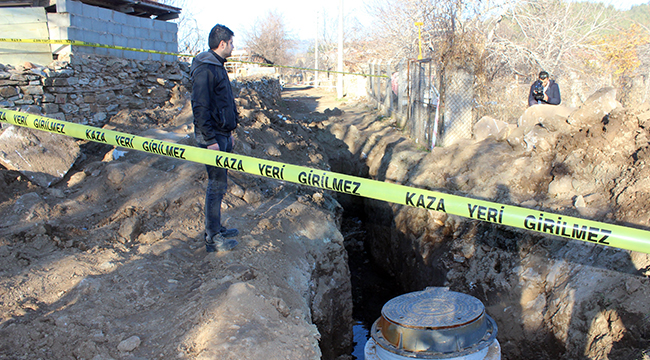 TAVAS’TA 1500 YILLIK MERMER SÜTUNLAR BULUNDU