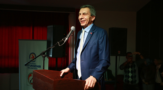 BÜYÜKŞEHİR MİLLİ ŞAİRİ ESERLERİYLE ANDI