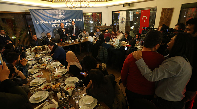 GÜRLESİN DENİZLİ BASININA YEMEK VERDİ