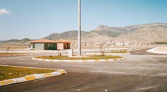 ÇARDAK OSB YENiDEN AYAĞA KALKIYOR