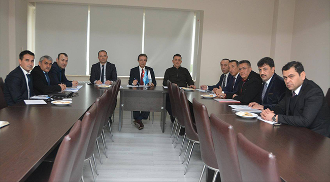 İLÇELERE GENÇLİK SPOR AŞISI