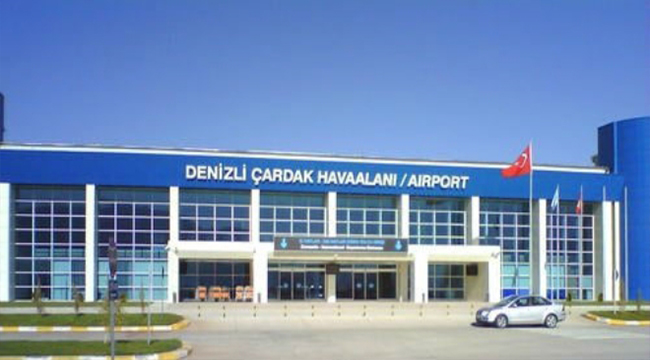 UÇAK ARIZALANDI ACİL İNİŞ YAPTI