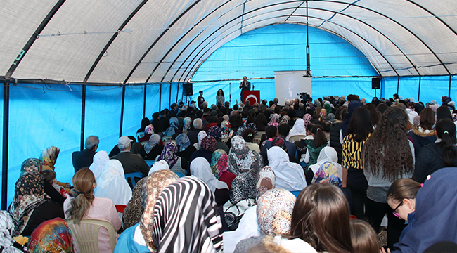 TAVAS'TA ÇANAKKALE ZAFERİ BÖYLE KUTLANDI