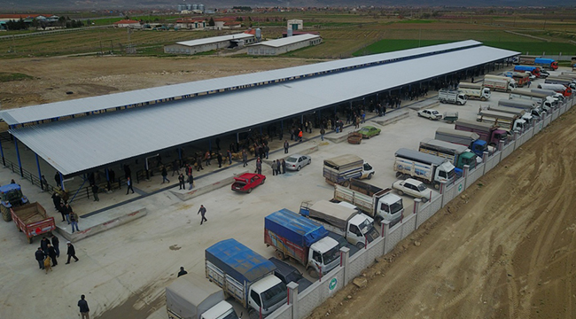 ÇİVRİL YENİ HAYVAN PAZARINA KAVUŞTU