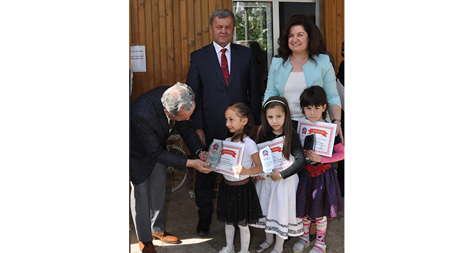 BENİM BAYRAMIM DEDİLER HAYALLERİNİ ÇİZDİLER