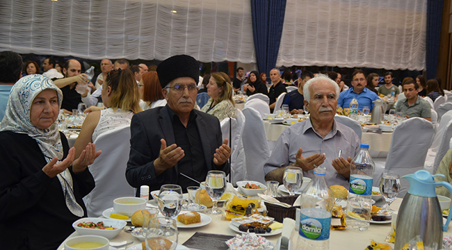 ÇERKESLER SÜRGÜNDE KAYBETTİKLERİ ATALARINI ANDI