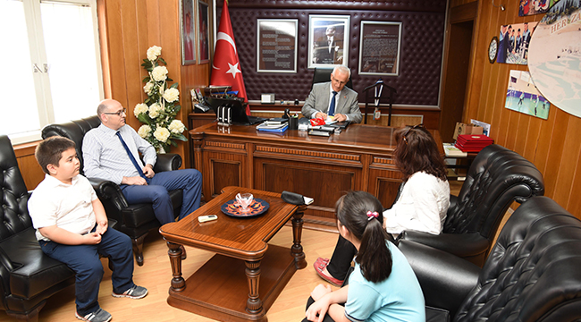 OĞUZ ÇOCUK YAZARLARI AĞIRLADI