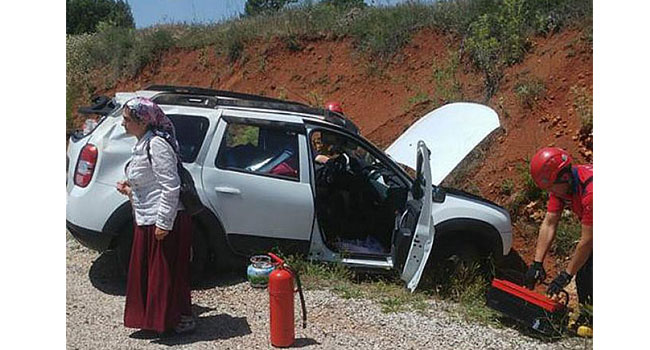 ÇAMELİ YOLUNDA KAZA: 2 YARALI