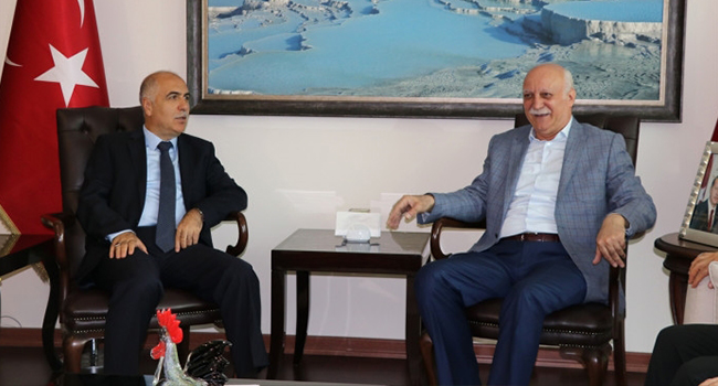 BAYRAKTAR VALİ KARAHAN’I ZİYARET ETTİ