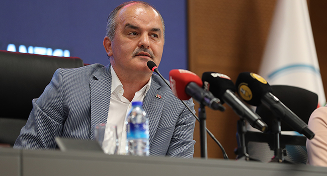 YENİ SALONDA İLK MECLİS TOPLANTISI YAPILDI