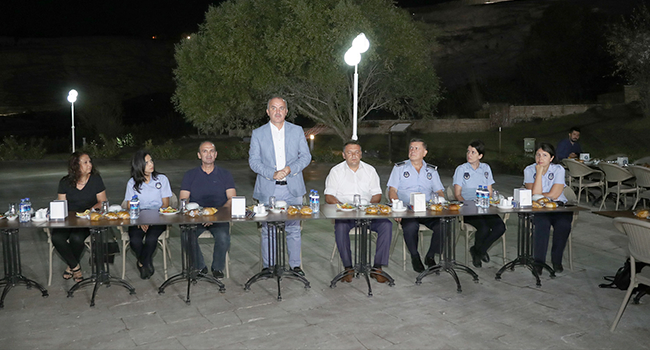 GÜRLESİN PERSONELİ İLE BİRARAYA GELDİ