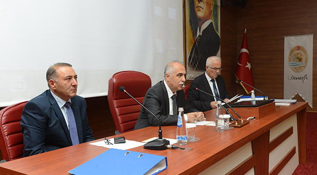 DENiZLİ’NİN YATIRIMLARI MASAYA YATIRILDI