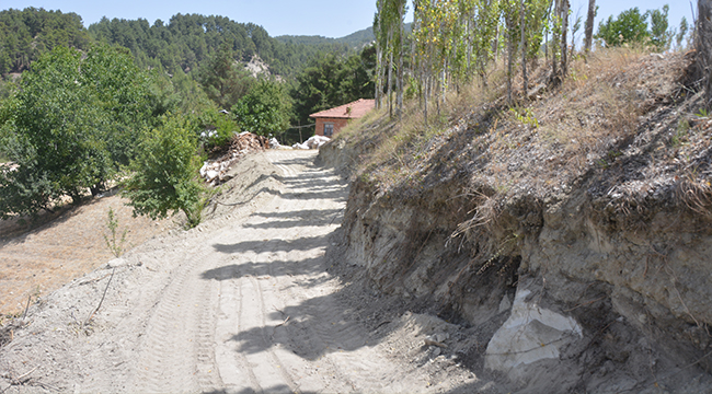 40 YILLIK YOL SORUNU BİTTİ