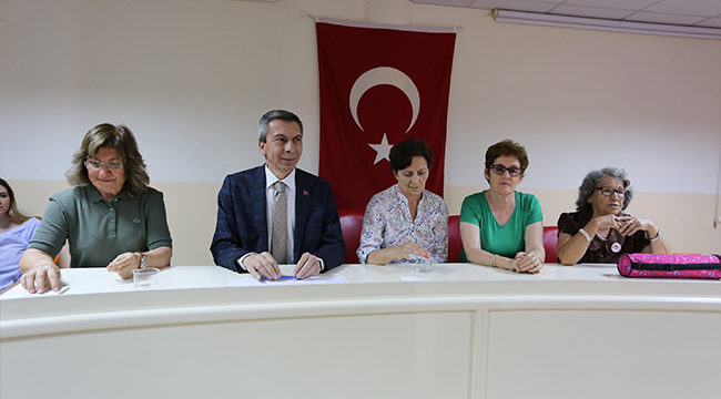 KADIN MECLiSiNDEN ALZHEiMER FARKINDALIK SEMiNERi