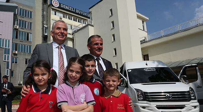ARTIK ÖĞRENCiNiZiN SERVİSiNi ADIM ADIM TAKİP EDEBiLECEKSİNİZ!