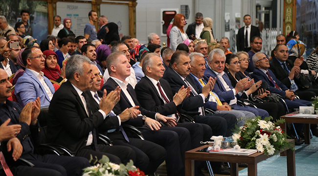 DENiZLi STANDI BÜYÜK iLGi GÖRDÜ