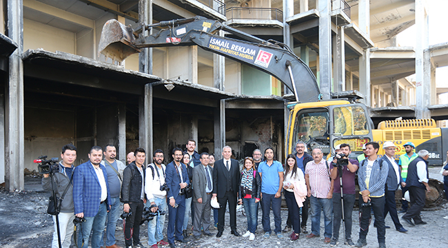 ENKAZA İLK KEPÇEYi BAŞKAN ZOLAN VURDU
