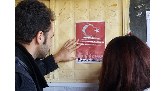 PAÜ ÖĞRENCİLERİ MEHMETÇİK İÇİN TEK YUMRUK OLDU
