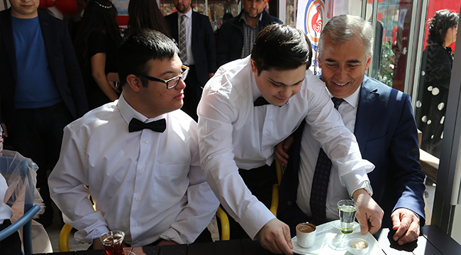 ŞAMPİYON BAŞKAN ZOLAN’A TEŞEKKÜR ETTİ