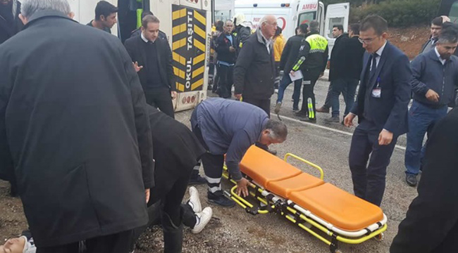 YARALI ÖĞRENCİLER HASTANEYE KALDIRILDI