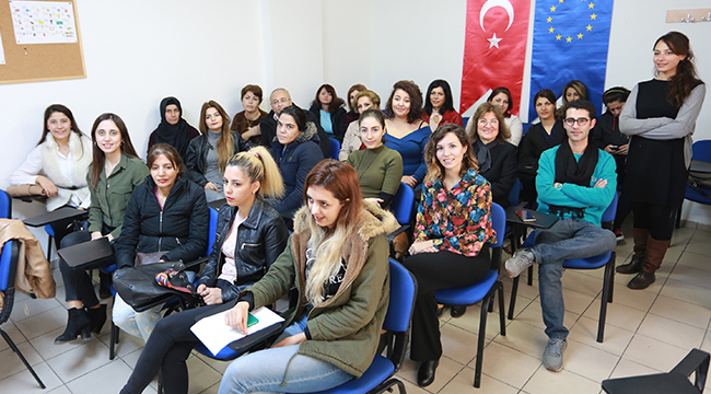 KENT KONSEYİ SIĞINMACI VE MÜLTECİ KADINLARLA BULUŞTU