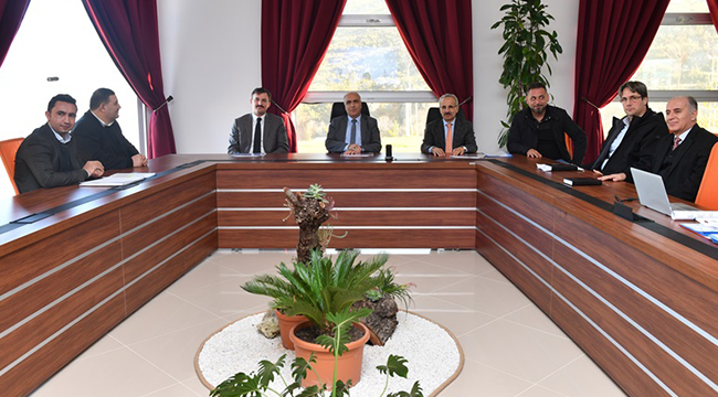 VALİ KARAHAN TÜNELLERDE İNCELEME YAPTI