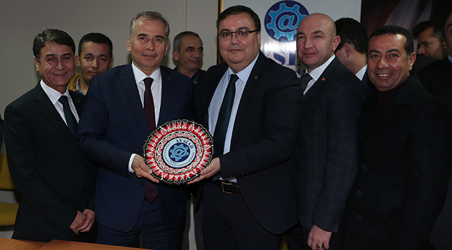 BAŞKAN ZOLAN AYSİAD’IN KONUĞU OLDU