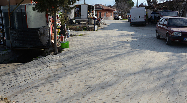 YUKARIŞAMLI PAMUKKALE İLEHİZMETE DOYUYOR