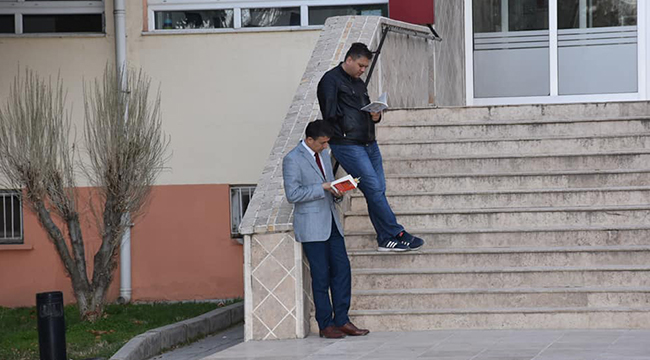 ACIPAYAM KİTAP OKUYOR